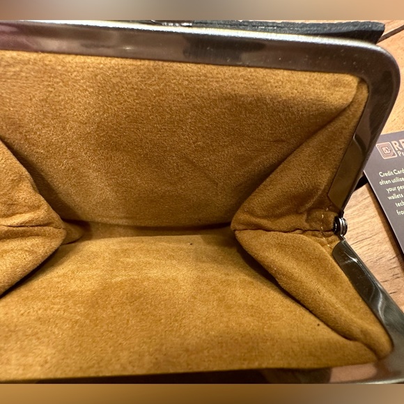 Patricia Nash black/grey snake-like leather wallet. New without tags. - Picture 9 of 16